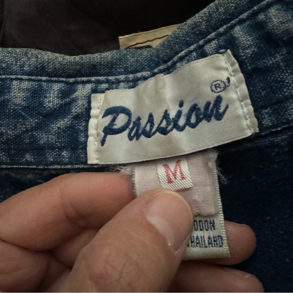 Vintage Denim Button-Up Shirt with Embroidery and Beaded Flowers - Picture 7 of 8